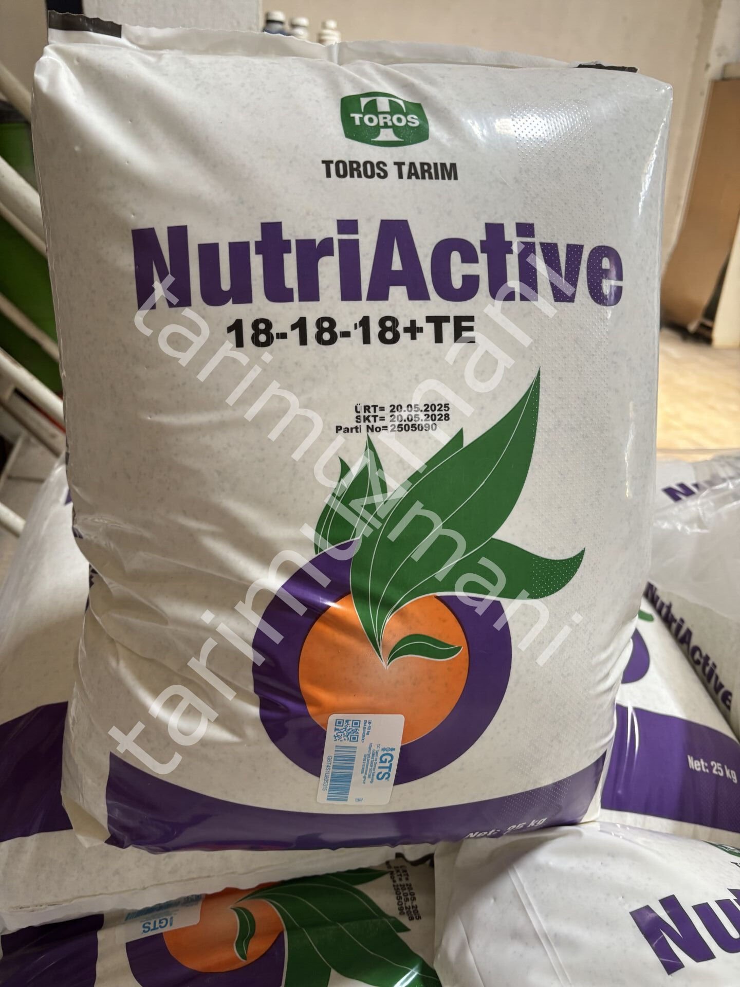 Toros Tarım NutriActive 18-18-18+TE Suda Çözünür Damlama Gübresi